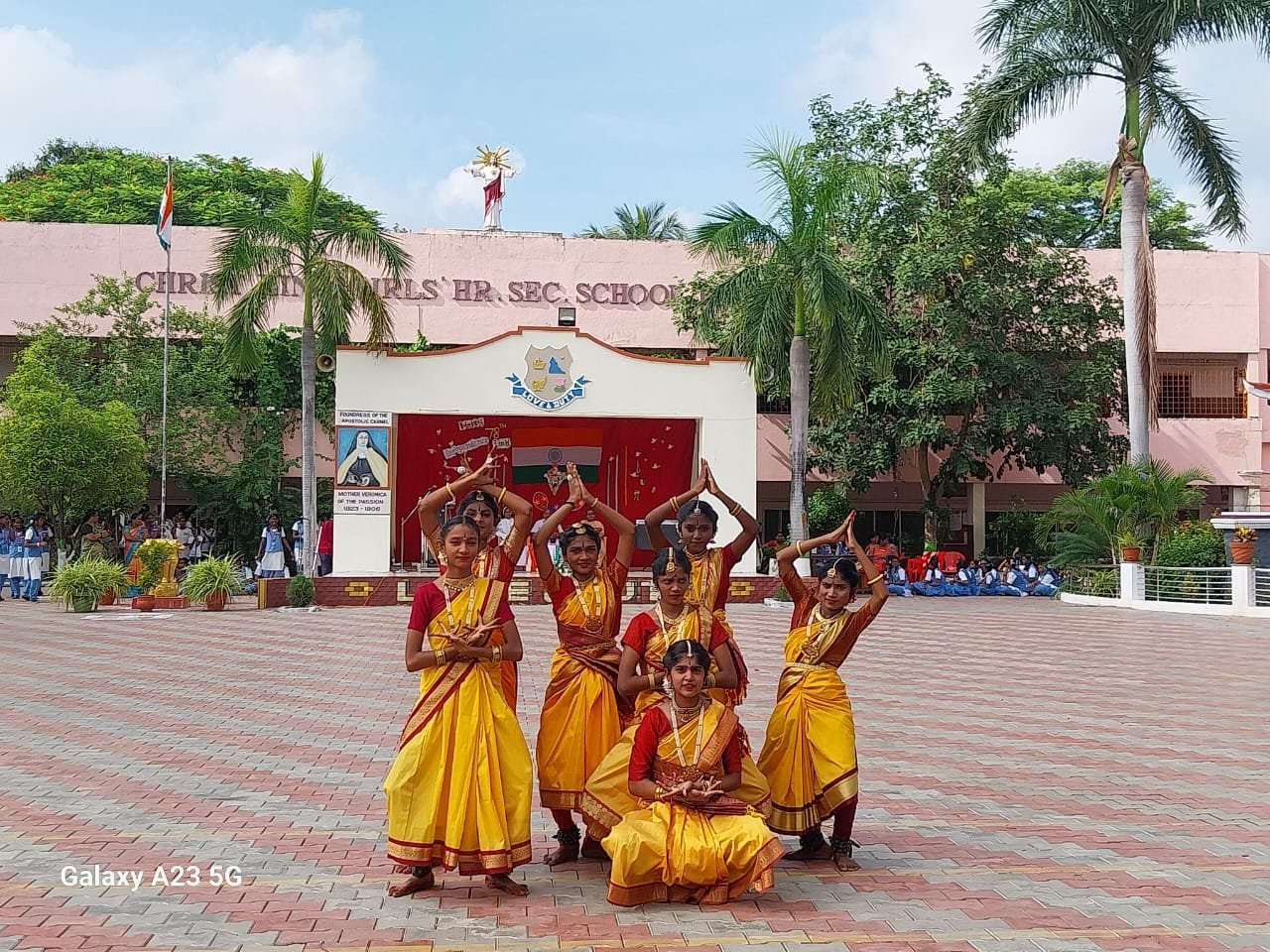 WhatsApp Image 2025-04-15 at 18.43.48_9b4bac39